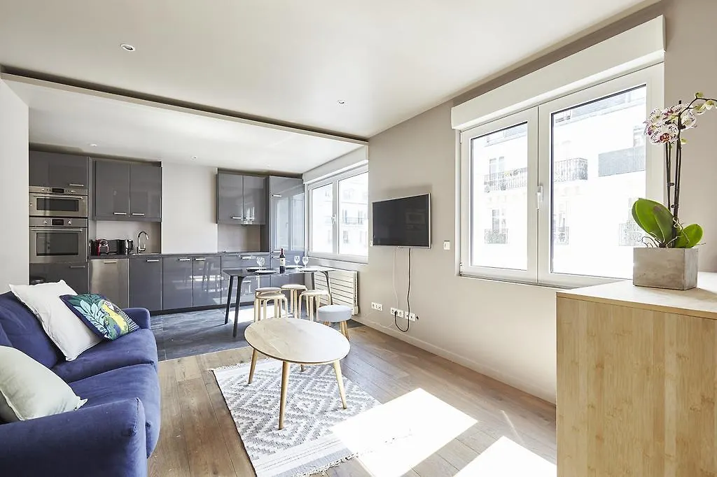 Clublord - Lumineux Refait A Neuf Apartment Paris